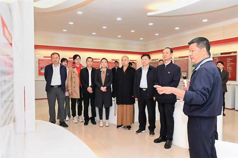 福建省人大常委會黨組書記、副主任雷春美和全國人大代表到順昌虹潤等地調(diào)研